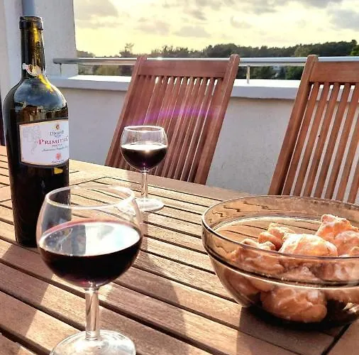 Morza Szum Triapart 公寓