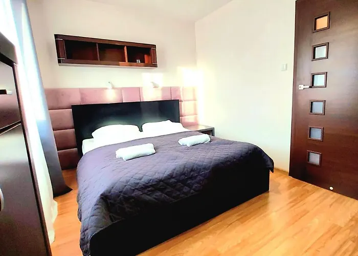 Morza Szum Triapart 公寓 *